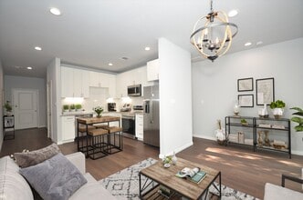 Building Photo - 18825 Luminescent Ln