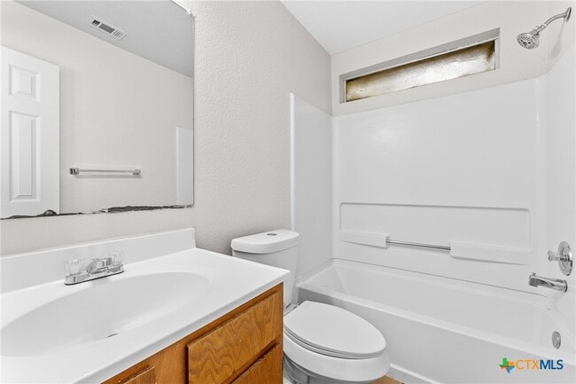 Building Photo - 867 Sagewood Trail