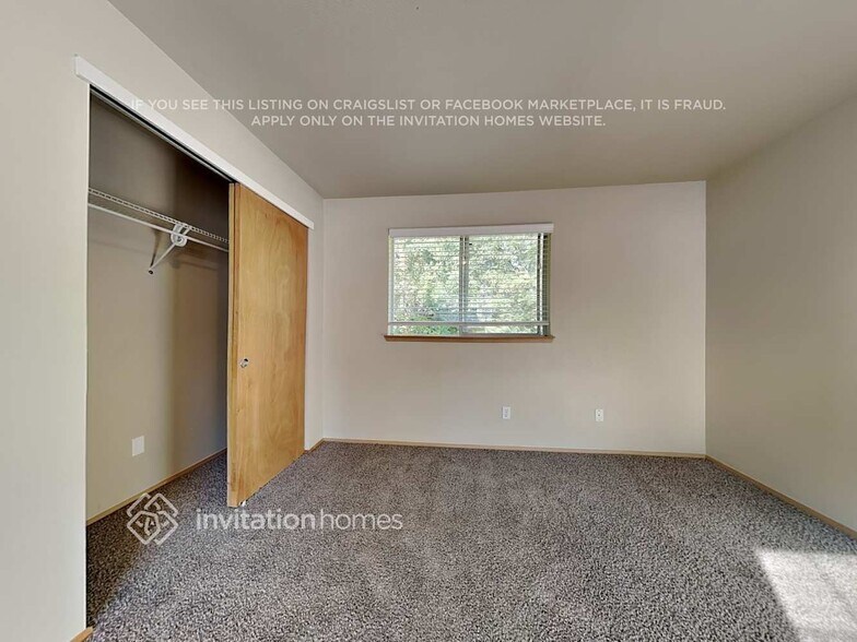 Building Photo - 10714 130th Ave E