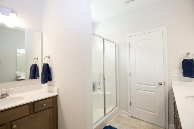 Building Photo - "Spacious 4 Bed, 2.5 Bath Rental in Vass, ...