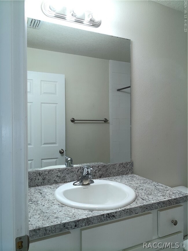 Building Photo - 137 N Independence Hwy