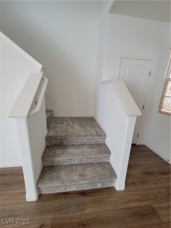 Building Photo - 3652 Valpacos Ln