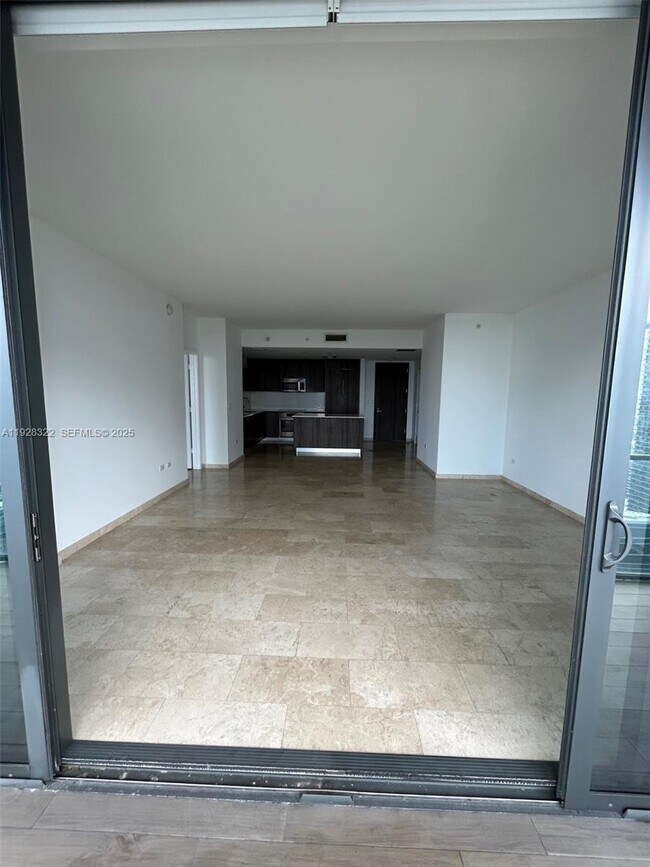 Building Photo - 68 SE 6th St