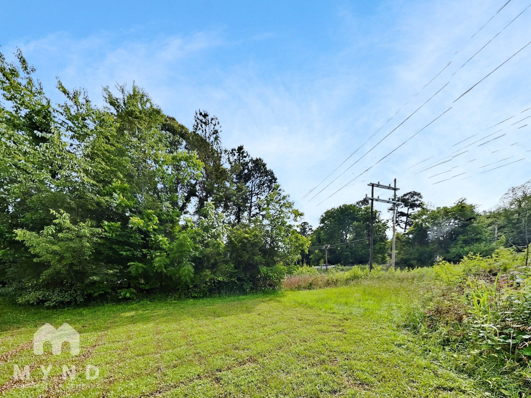 Building Photo - 305 S Pinchback Ave