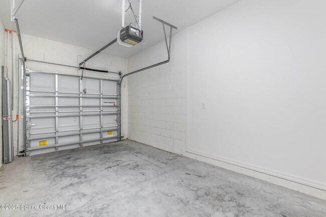 Building Photo - 2819 Ben Hogan Ct