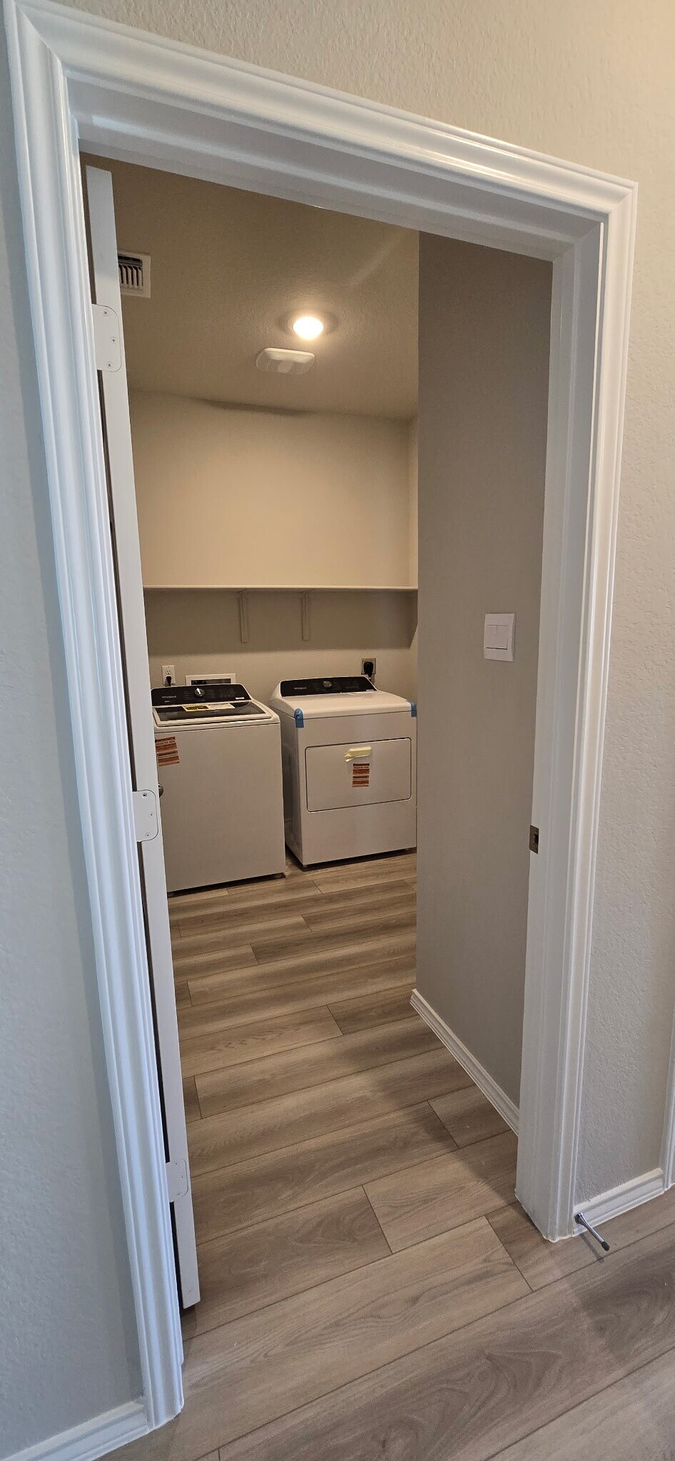 Building Photo - 1129 Stone Vly Rd