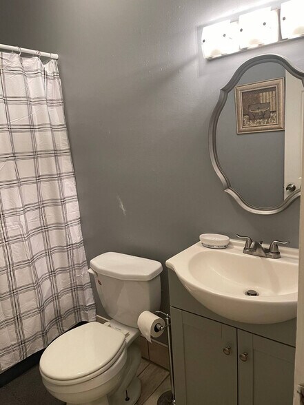 Building Photo - 86 Madison Ave