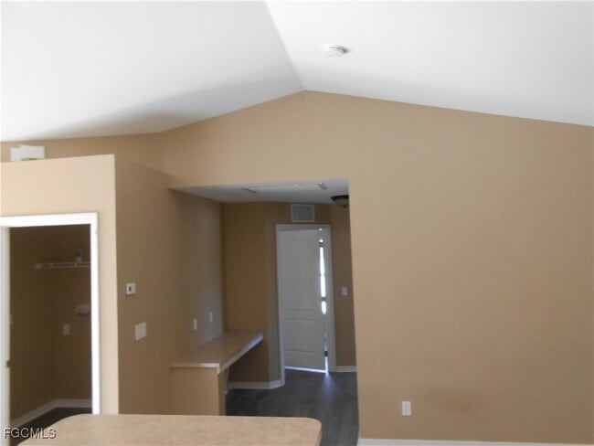 Building Photo - 3208 71st St W