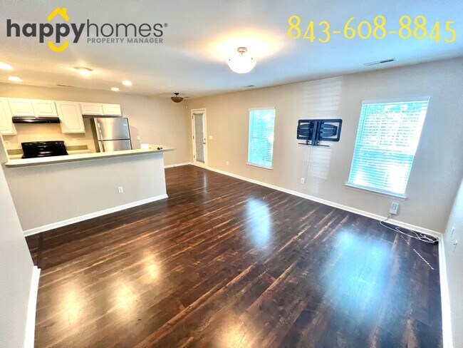 Building Photo - 2 bedroom 2.5 bath home in Goose Creek