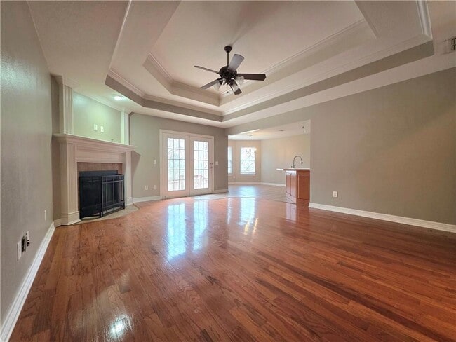 Building Photo - 4401 Summerfield Cir