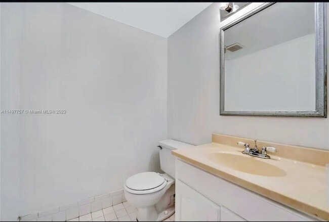 Building Photo - 100 SW 132nd Way
