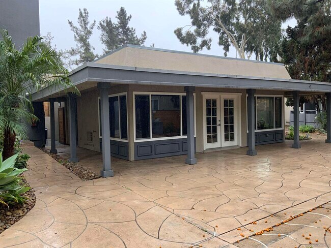 Building Photo - 4860 Rolando Ct