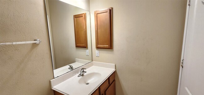 Building Photo - 24502 Carlton Springs Ln