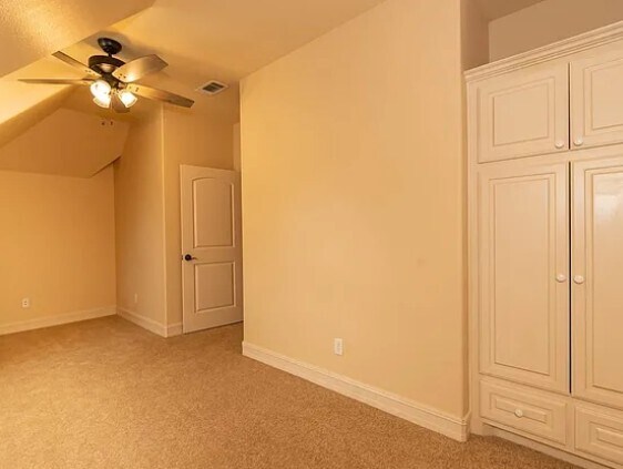 Building Photo - 7 Stonebrook Ct