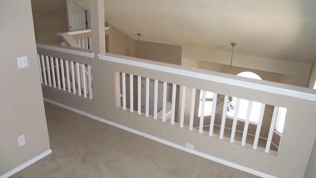 Building Photo - Northeast El Paso 3 Bed/2.5 Bath Refrig A/C w/Bonus Loft!