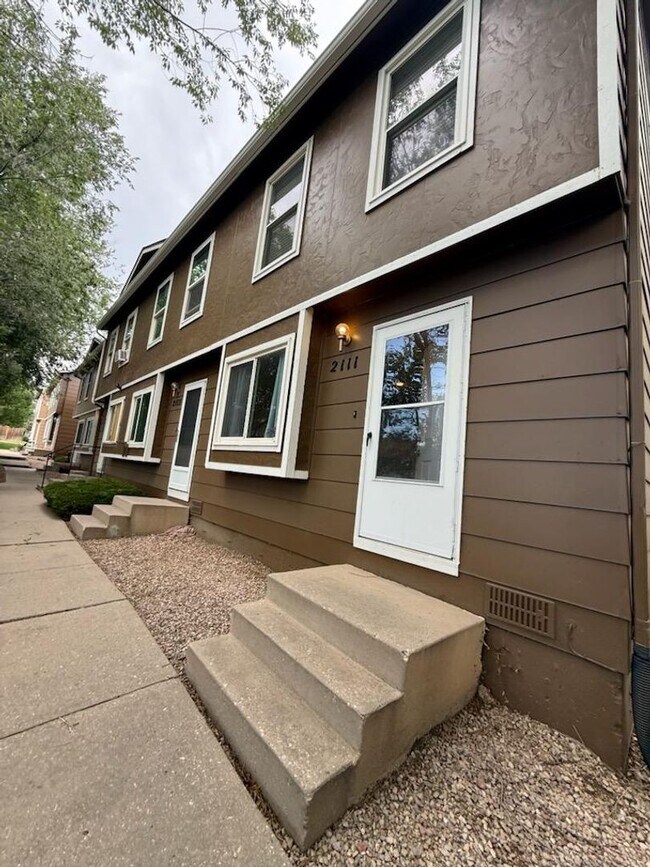 Building Photo - 2111 Boston Terrace