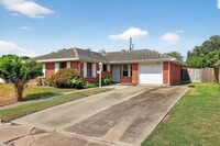 Building Photo - 4637 Calvin Dr