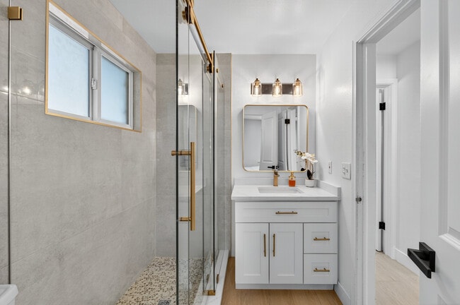 Building Photo - 1856 S Steele St