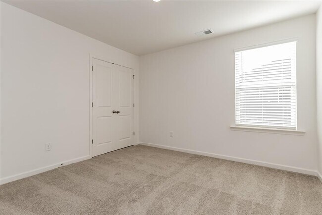 Building Photo - 308 Trulove Ln