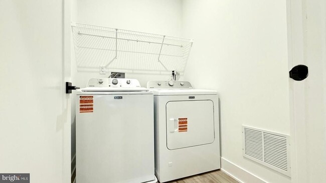 Building Photo - 18104 Donatello Dr