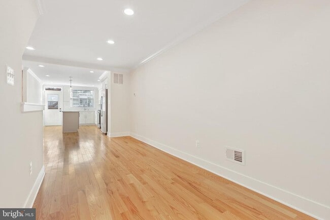 Building Photo - 1709 Covington St