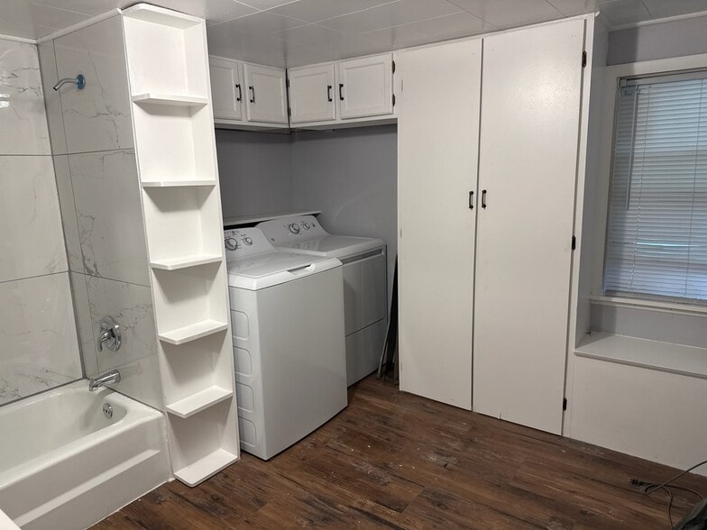 Building Photo - 601 Garfield Ave