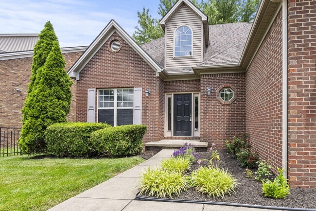 Building Photo - 777 Maidencane Dr