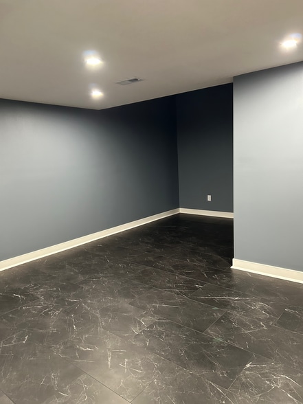 Finished multipurpose room in basement - 1616 Park Ave