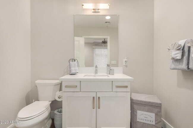 Building Photo - 7550 E Osborn Rd