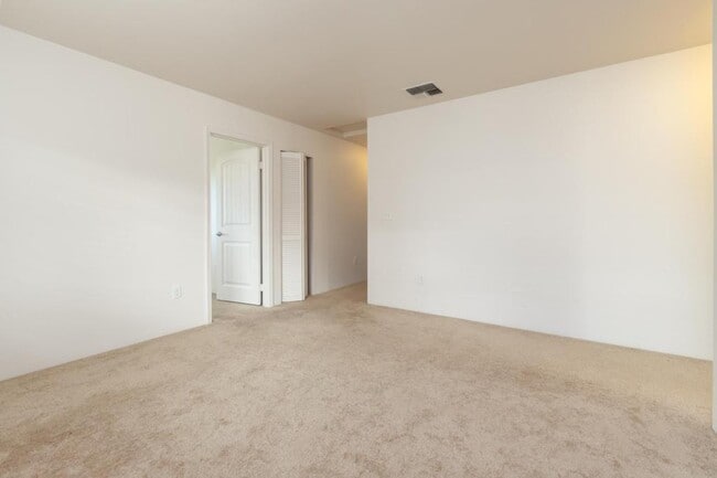 Building Photo - 87-1669 Mokila St