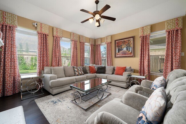 Building Photo - 5110 Ruby Rock Way