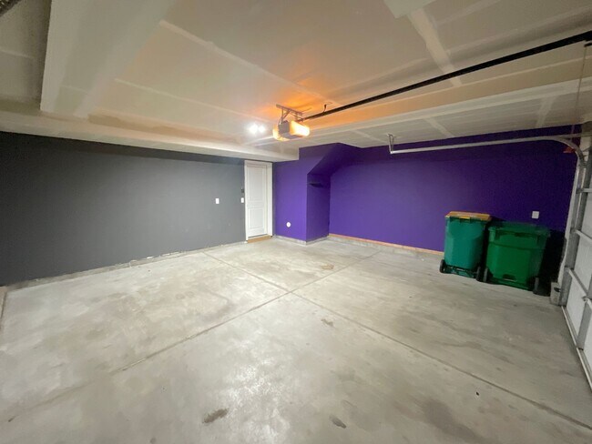 Building Photo - 2 Bedroom Home Available Near S Union Blvd & Martin Luther Kings Jr Bypass!