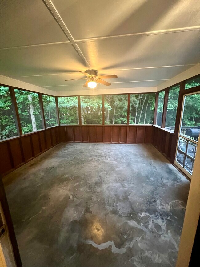Building Photo - 22232 Haynes Ln