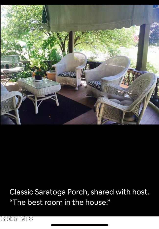 Building Photo - 630 N Broadway