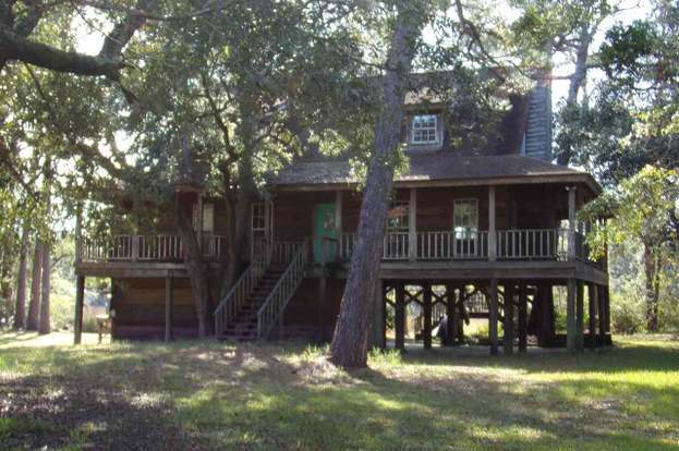 Building Photo - 1882 Lodgepole Dr