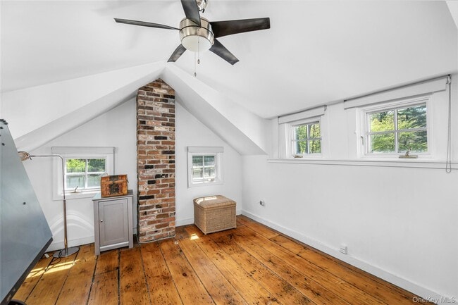 Building Photo - 197 US-9W