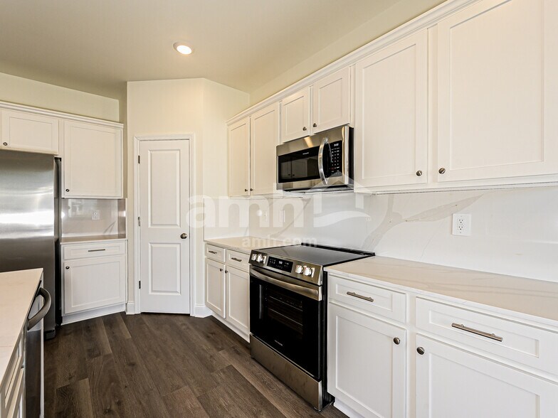 Building Photo - 3088 Ansley Place Rd
