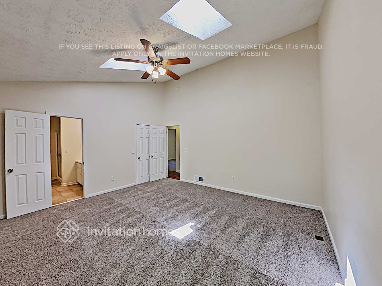 Building Photo - 4042 Maxanne Dr NW