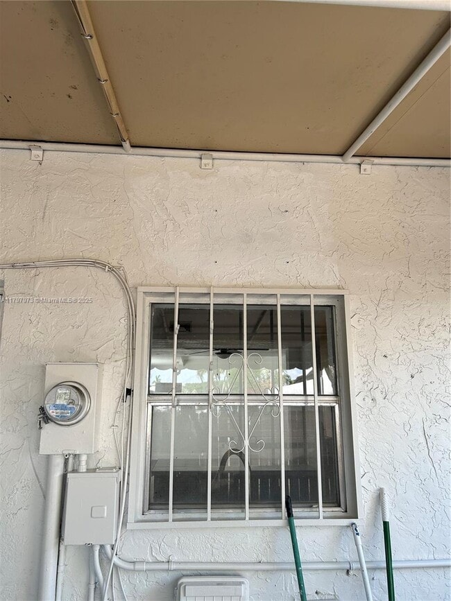 Building Photo - 11005 SW 70th Terrace