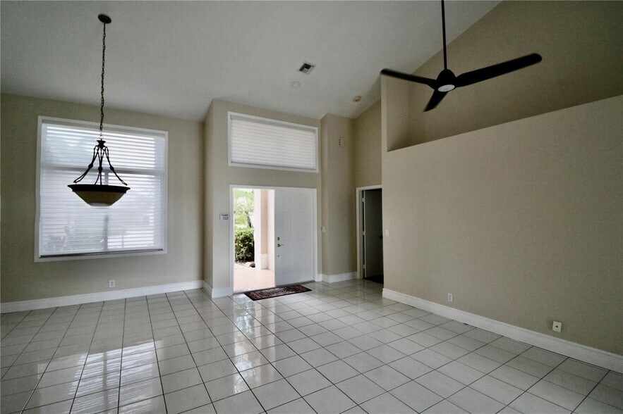 Building Photo - 2686 Palmer Pl