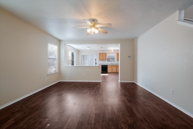 Building Photo - 102 Kenrock Ridge