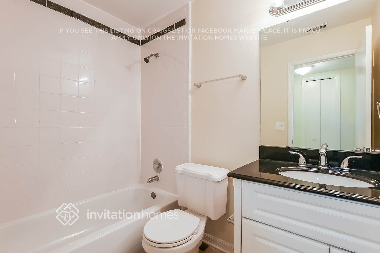 Building Photo - 3741 Linsbury St