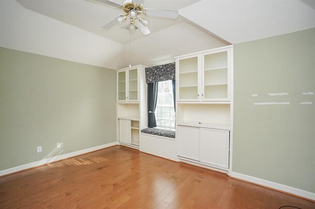 Building Photo - 5815 Coral Springs Ct