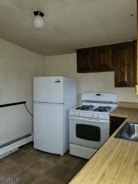 Building Photo - 715 E Central Ave