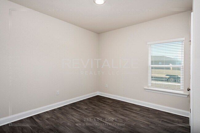 Building Photo - COMING SOON Newly Built 4 Bed 2 Bath Craftsman Home in Spanish Fort with Deck