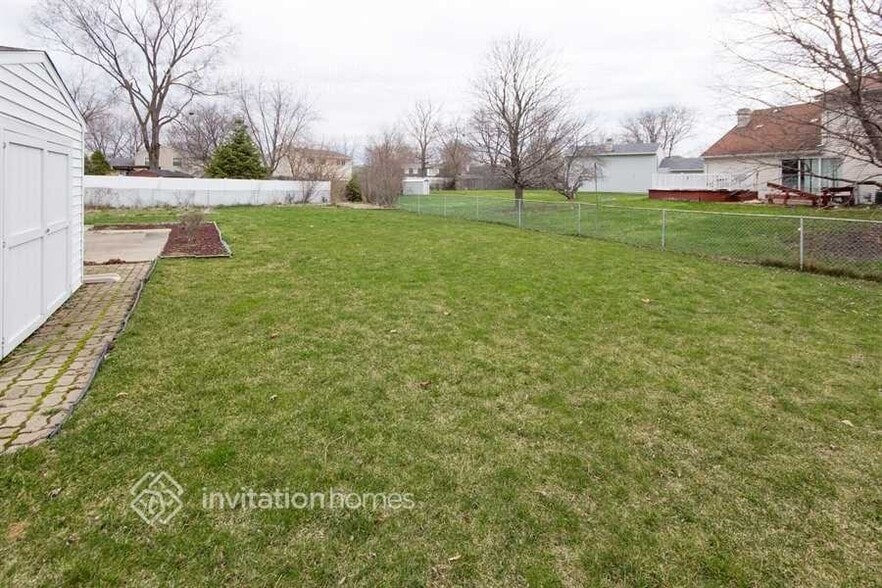 Building Photo - 902 Natoma Ct