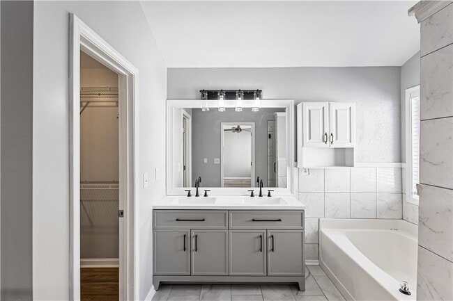 Building Photo - 7005 Magnolia Park Ln NW