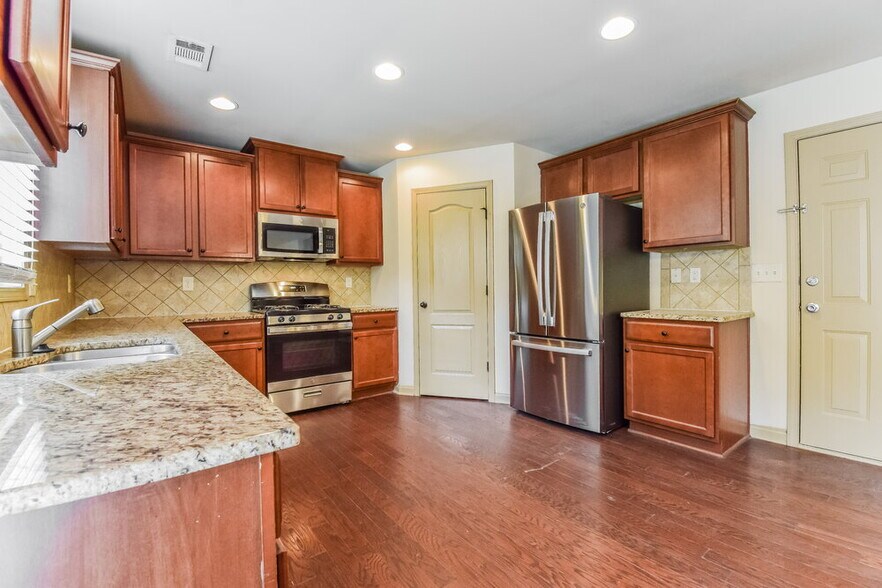 Building Photo - 2080 Raegan Way