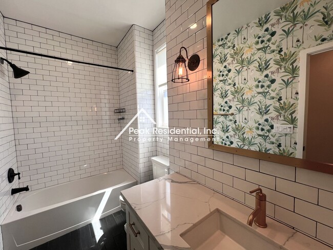 Building Photo - Elevated Luxury Living in This Updated 3BD/3.5BA Downtown Home with Private Rooftop