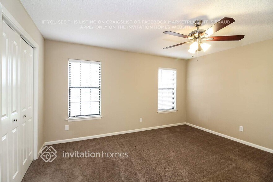 Building Photo - 3718 Twin Oak Ct